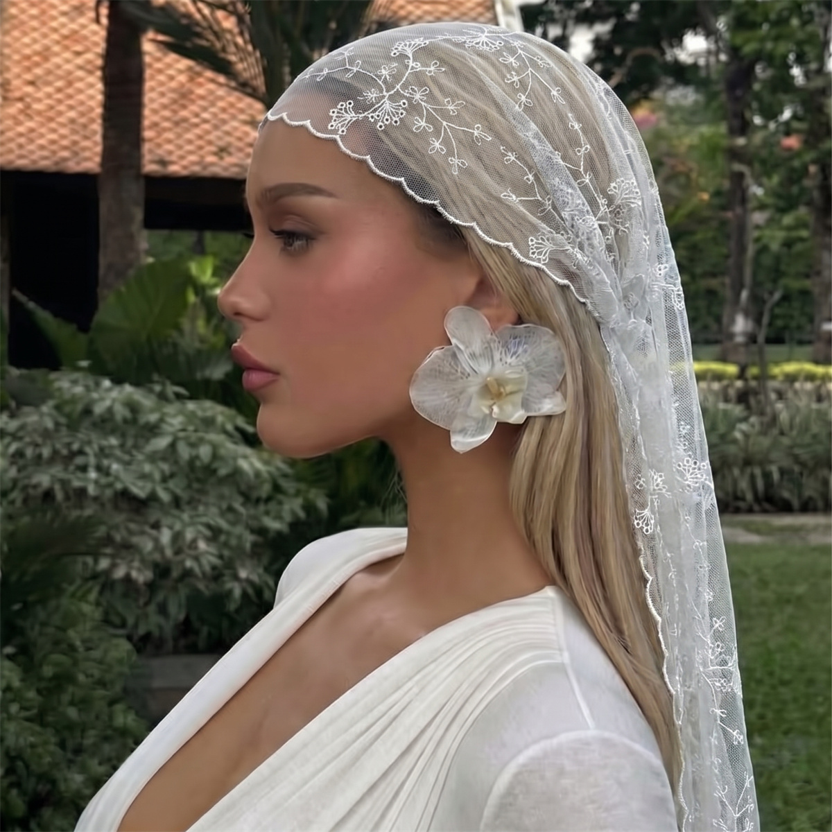 Foulard blanc en dentelle flor - Women Fashion Necktie avis et prix