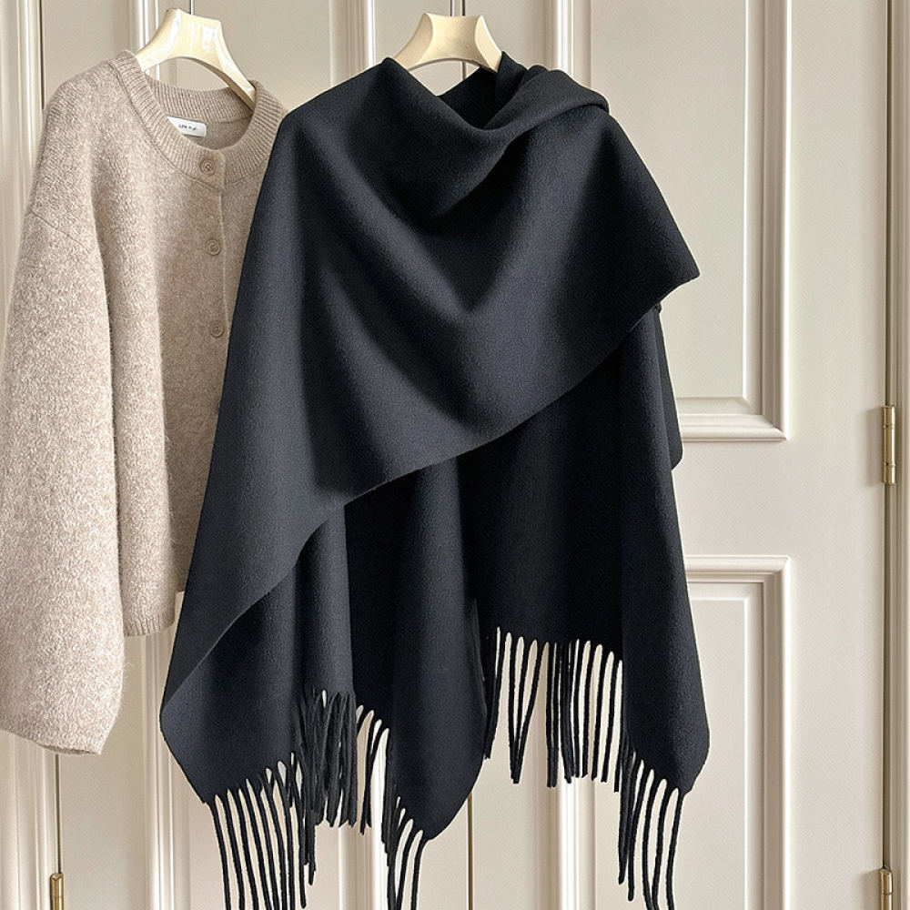Cape en laine épaisse pour fem - Women Fashion Photoshoot avis et prix